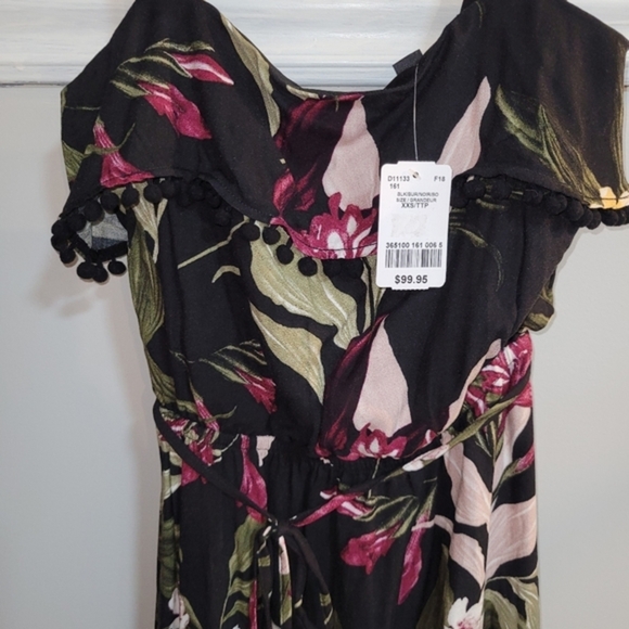 Amazing Floral Maxi Dress - Picture 2 of 5